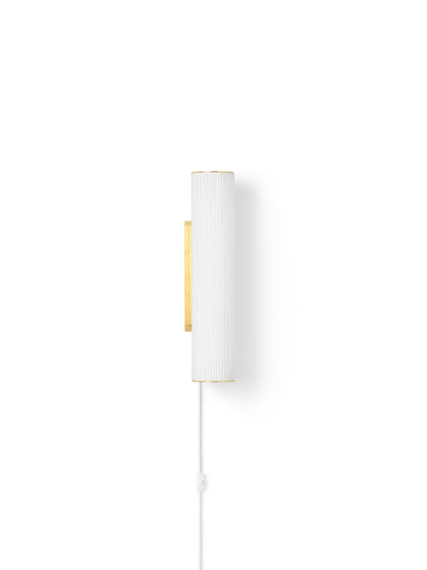 Vuelta Wandleuchte II 40, weiß/Messing von Ferm Living