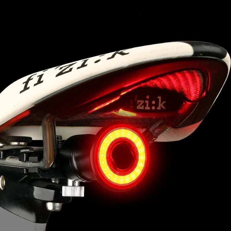 VeloSafe Slim – USB aufladbares intelligentes Fahrrad Rücklicht mit Bremsensor | Karnz
