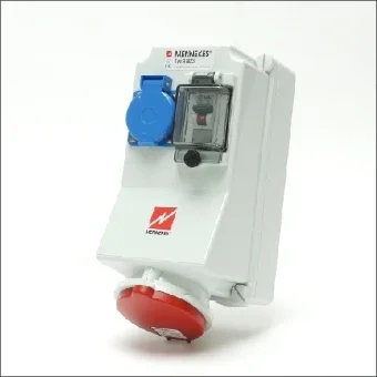 MENNEKES 97823 CEE-contactdoos combinatie (IEC 60309) 260 mm