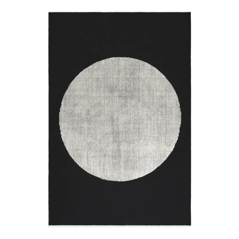 Disc Rug Overview handgefertigter Design Teppich in Schwarz Weiß Naturwolle für moderne Wohnräume