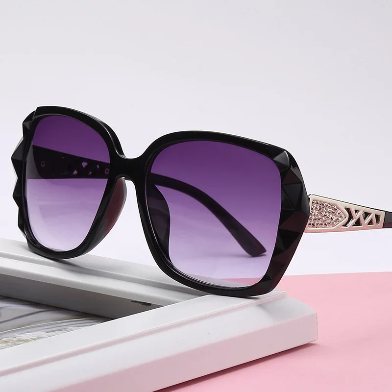 Damen Sonnenbrille im luxuriösen Glamourstil Brehn