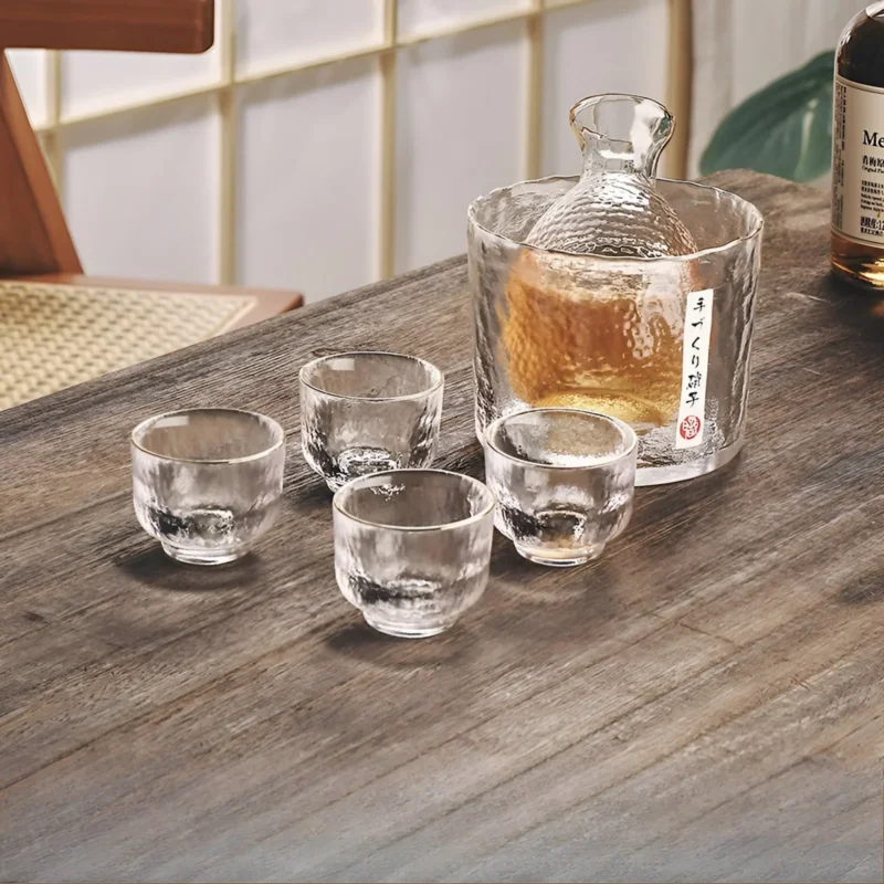 Japanisches Glas Set – Elegantes Sake & Whisky Set | Perfekt für Bar & Zuhause | Karnz
