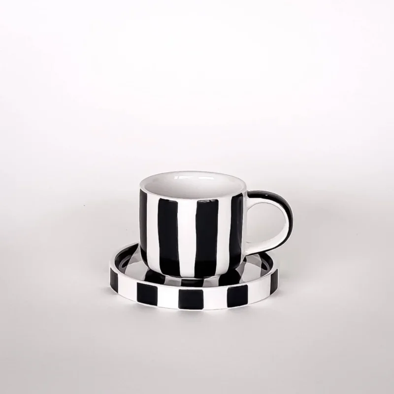Magazin Minori - STRIPES Espressotasse mit Streifen • vulcano black - Kaffee - und Teetasse - ROSA ECK Concept Store
