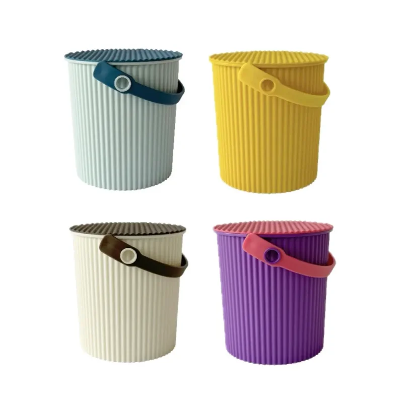 Hachiman Omnioutil Eimer Baby 0,7L in vielen Farben – japanischer Designklassiker, BPA-frei, 100% recyceltes Polypropylen, mit Elastomer-Deckel