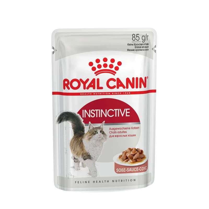 Royal Canin Instinctive wet cat food pouch with meat chunks in sauce for adult cats